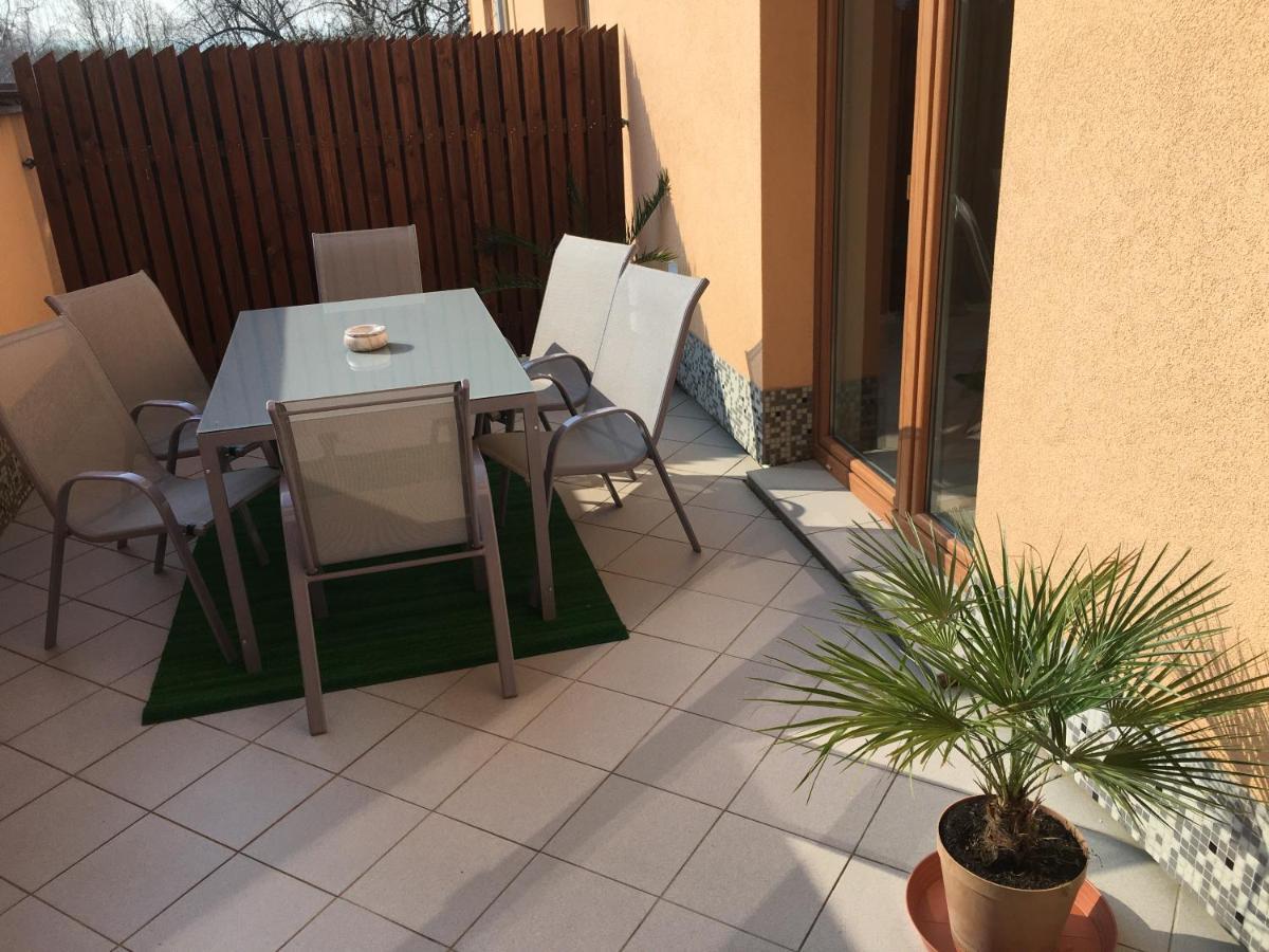 Apartman Slunecnice S Terasou Ceske Budejovice Luaran gambar